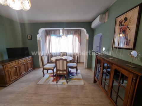 Имот за продан в Благоевград, Широк център, В близост до AUBG